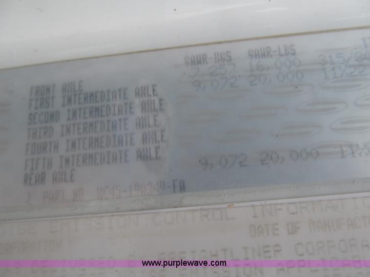 image for item F7029 1999 Sterling L9511 tandem axle dump truck