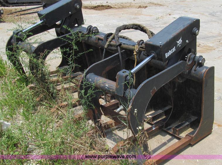 image for item G2032 Bobcat 78" industrial fork grapple