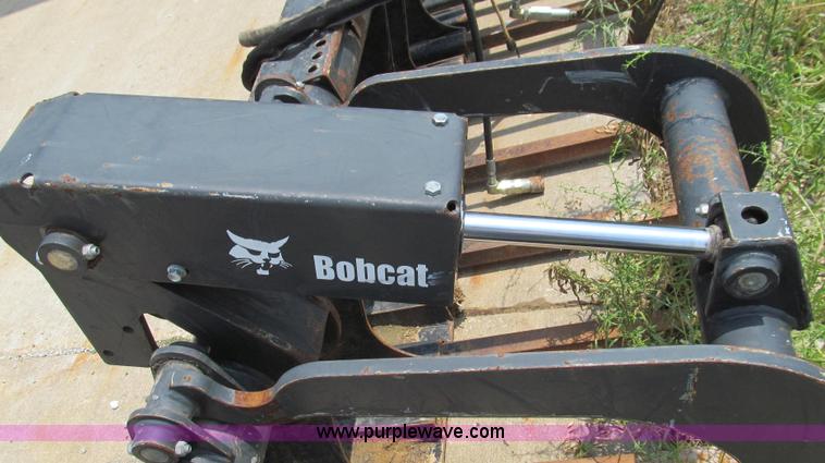 image for item G2032 Bobcat 78" industrial fork grapple