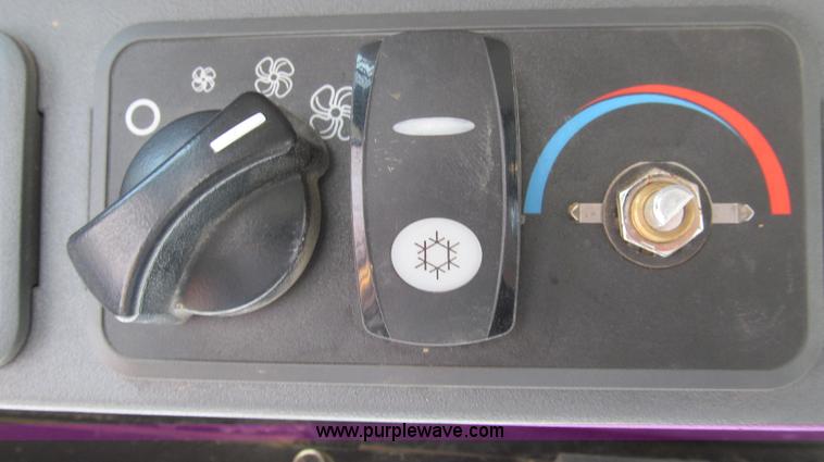 image for item G2034 2009 Caterpillar 289C track skid steer