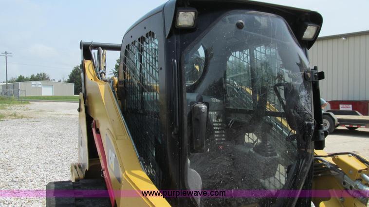 image for item G2034 2009 Caterpillar 289C track skid steer