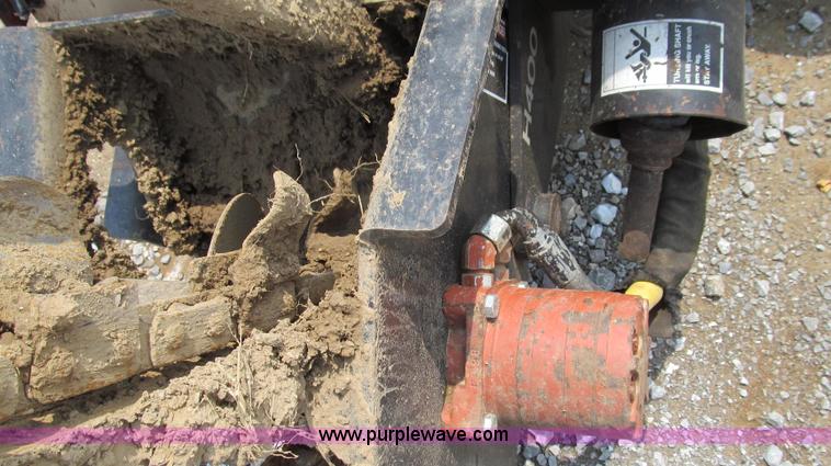 image for item G2035 2000 Ditch Witch 410SXD vibratory plow