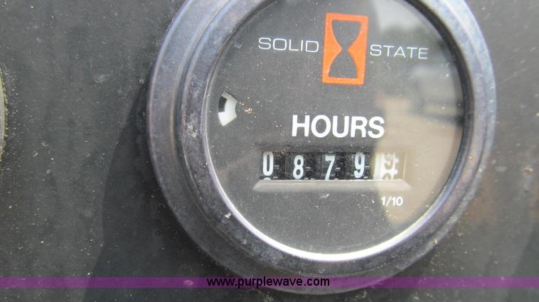 image for item G2035 2000 Ditch Witch 410SXD vibratory plow