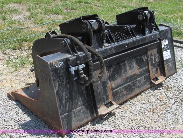 image for item G2037 Caterpillar 157-7225 grapple bucket