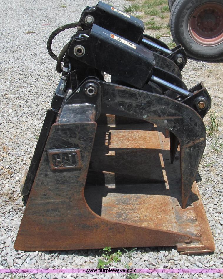 image for item G2037 Caterpillar 157-7225 grapple bucket