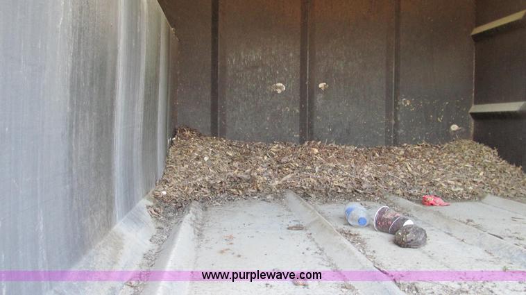 image for item G2038 1999 GMC C7500 bucket/tree trimming truck