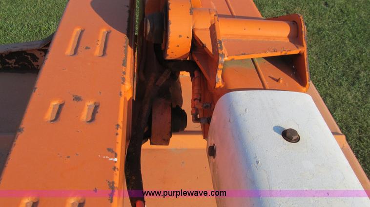 image for item G2038 1999 GMC C7500 bucket/tree trimming truck