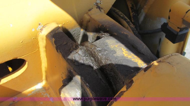 image for item G2047 1996 International 4900 crane truck