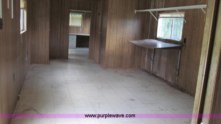 image for item G2049 1999 Manufactured Structures Scottsman office trailer