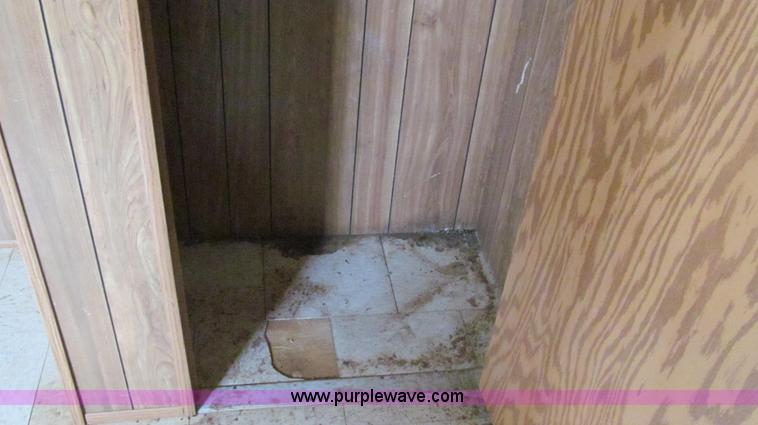 image for item G2049 1999 Manufactured Structures Scottsman office trailer