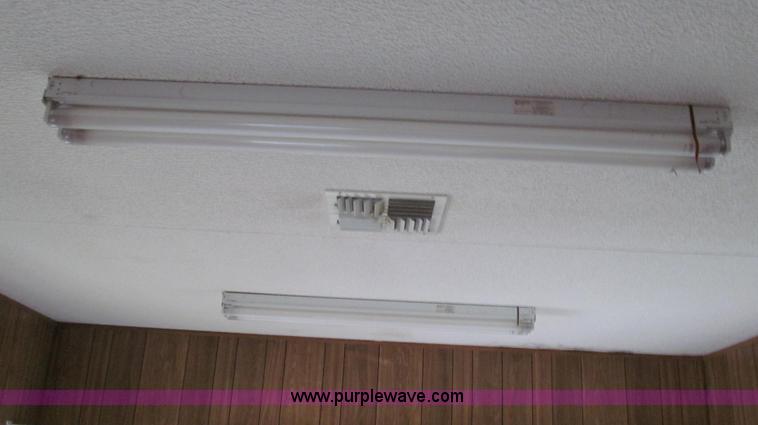 image for item G2049 1999 Manufactured Structures Scottsman office trailer