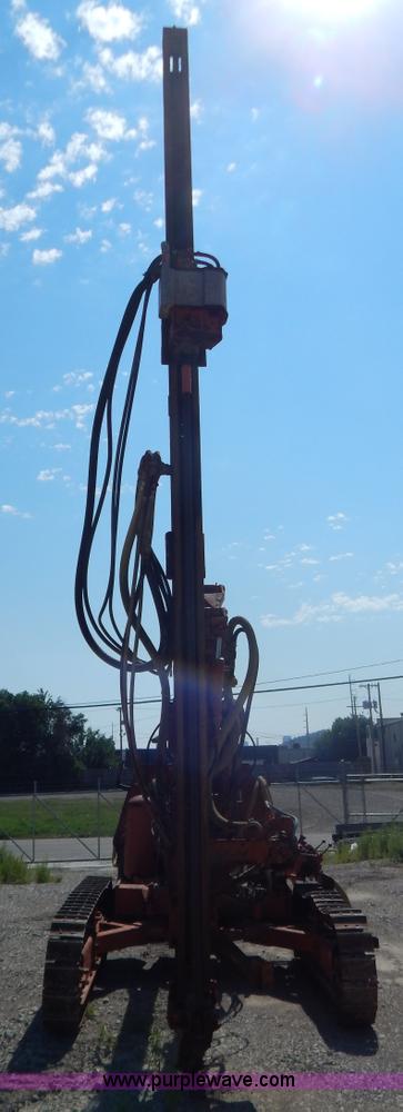 image for item G3287 Joy-Sullivan MS-4E-5 track drill and Joy air compressor