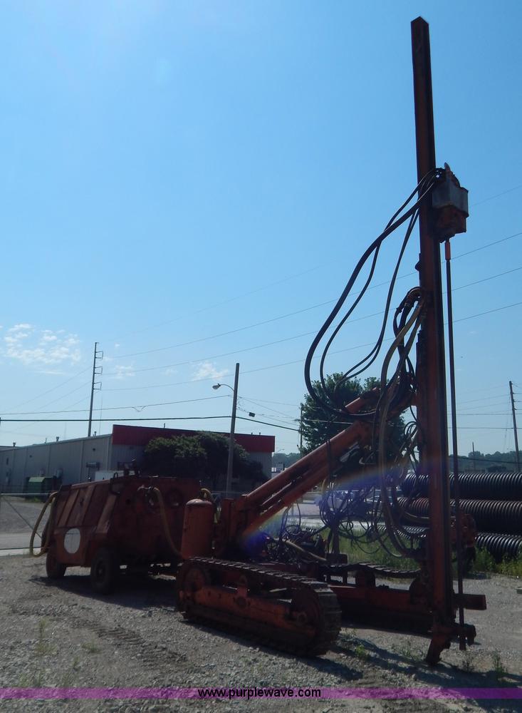 image for item G3287 Joy-Sullivan MS-4E-5 track drill and Joy air compressor