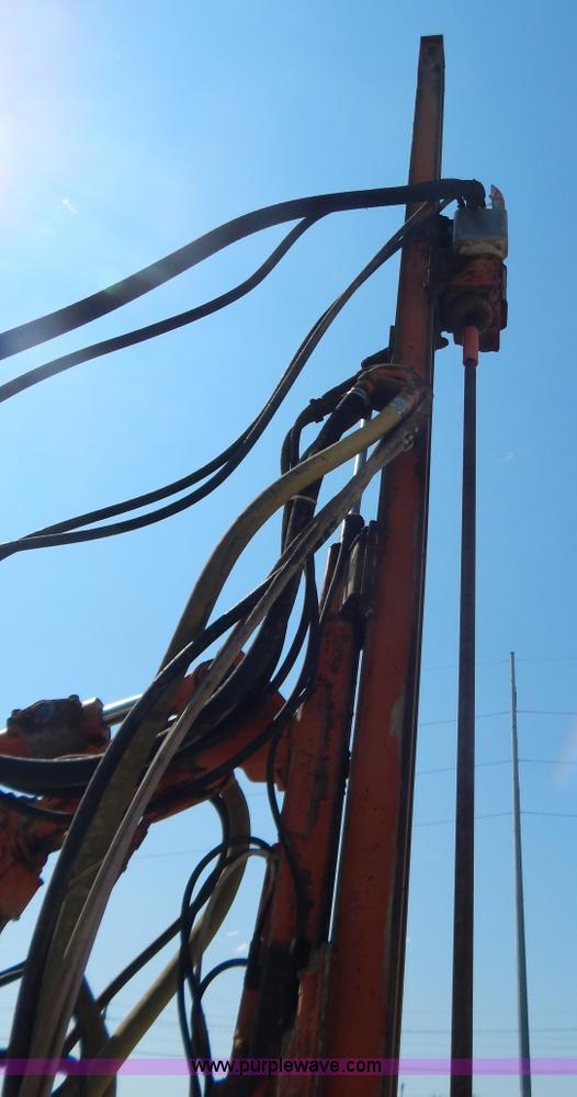 image for item G3287 Joy-Sullivan MS-4E-5 track drill and Joy air compressor