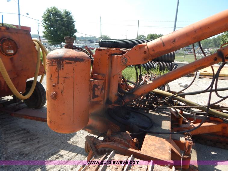 image for item G3287 Joy-Sullivan MS-4E-5 track drill and Joy air compressor