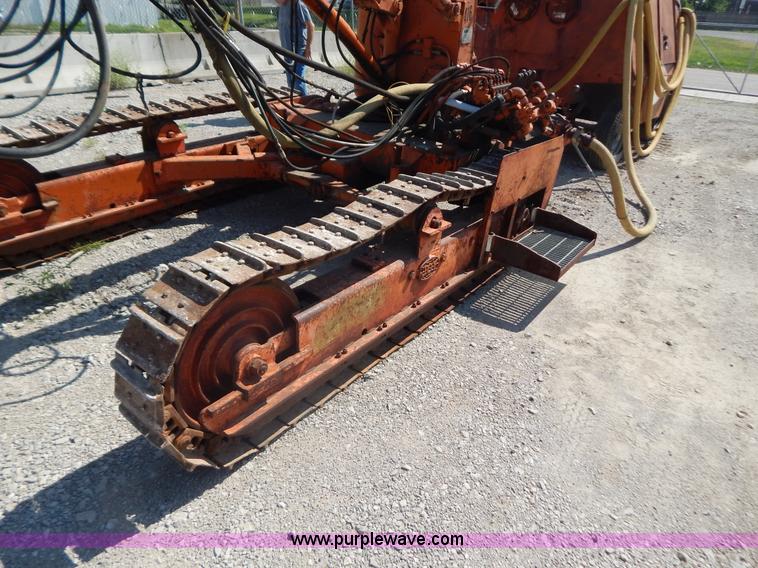 image for item G3287 Joy-Sullivan MS-4E-5 track drill and Joy air compressor