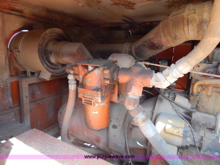 image for item G3287 Joy-Sullivan MS-4E-5 track drill and Joy air compressor