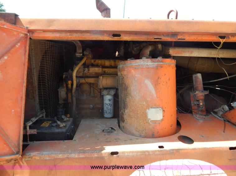 image for item G3287 Joy-Sullivan MS-4E-5 track drill and Joy air compressor