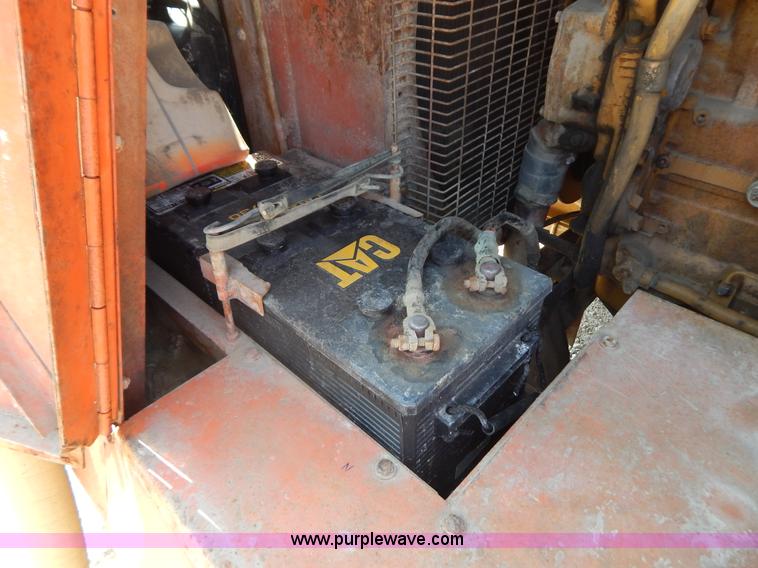 image for item G3287 Joy-Sullivan MS-4E-5 track drill and Joy air compressor