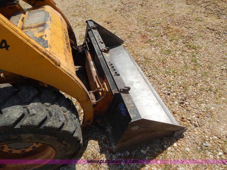 image for item G3311 1998 Daewoo DSL801 skid steer