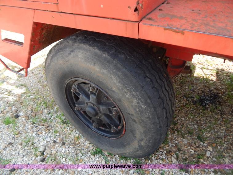 image for item G3312 Koehring 428 crane