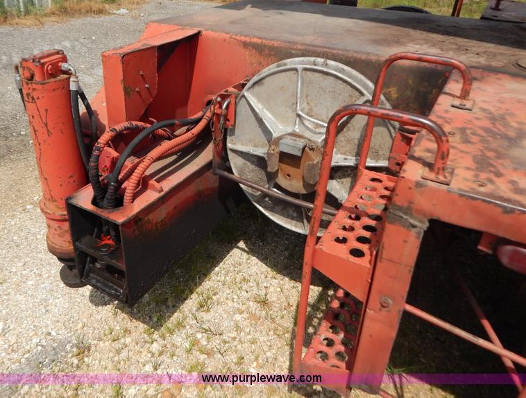 image for item G3312 Koehring 428 crane