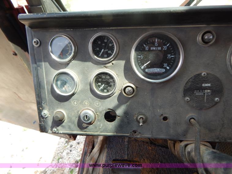 image for item G3312 Koehring 428 crane