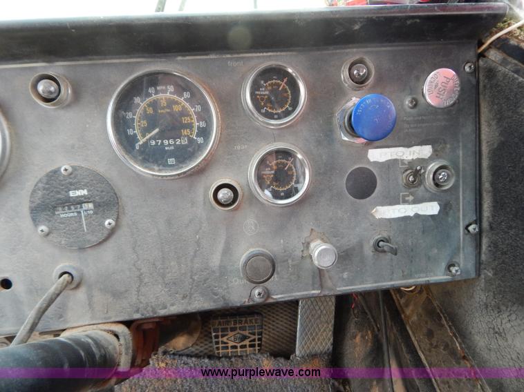 image for item G3312 Koehring 428 crane