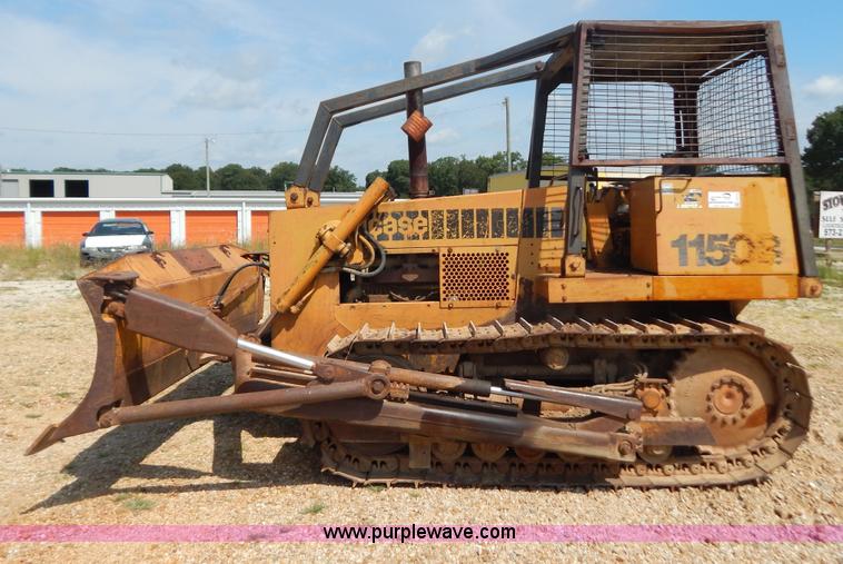 image for item G3313 Case 1150B dozer