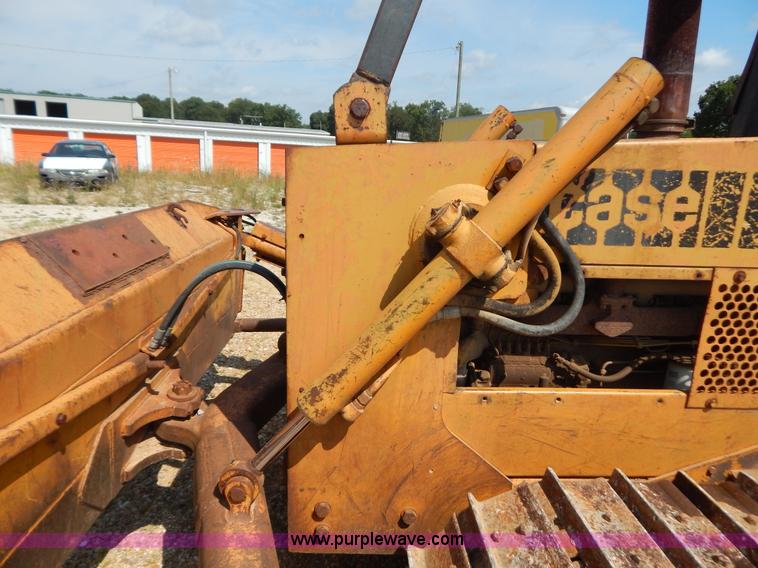 image for item G3313 Case 1150B dozer