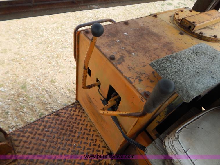 image for item G3313 Case 1150B dozer