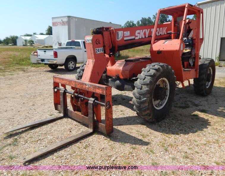 image for item G3314 SkyTrak 6036 telehandler