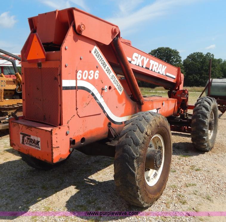 image for item G3314 SkyTrak 6036 telehandler