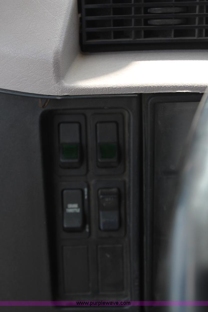 image for item G5391 1999 International 4700 digger derrick truck