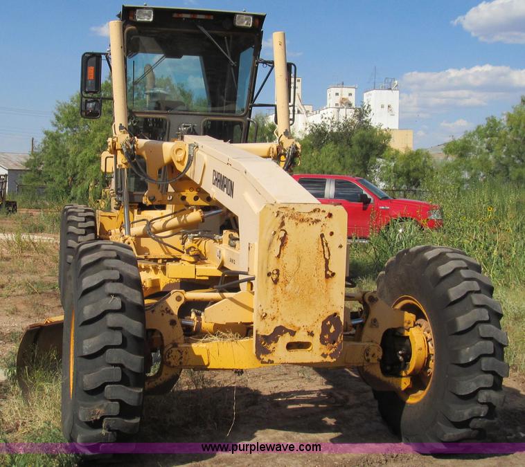 image for item G5773 1999 Champion 736A motor grader