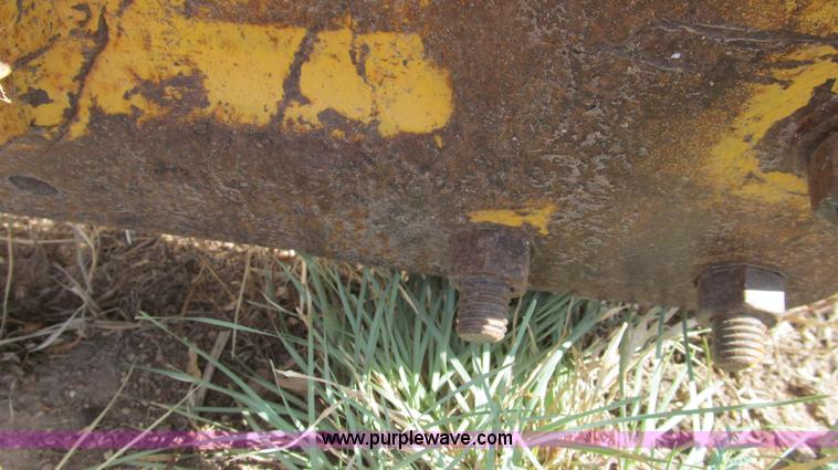 image for item G5773 1999 Champion 736A motor grader