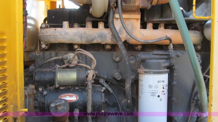 image for item G5773 1999 Champion 736A motor grader