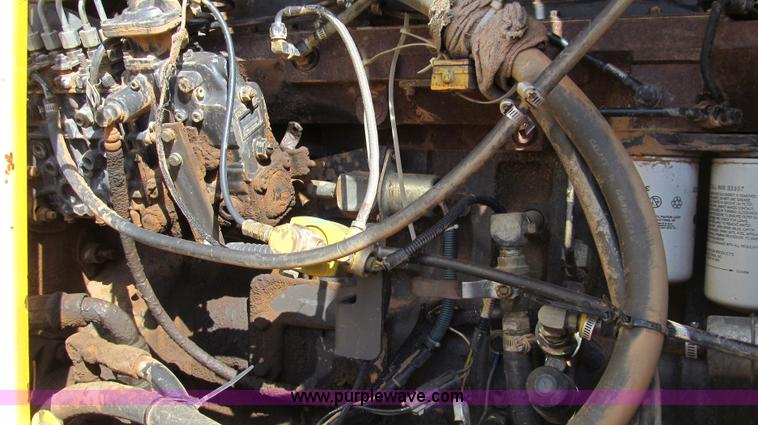 image for item G5773 1999 Champion 736A motor grader