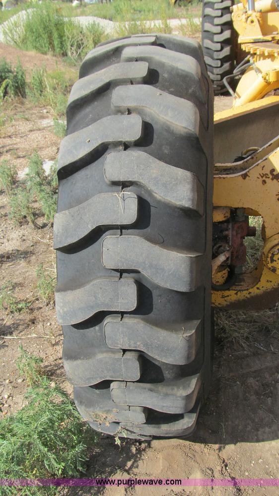 image for item G5773 1999 Champion 736A motor grader