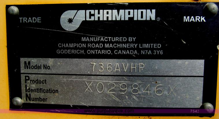 image for item G5773 1999 Champion 736A motor grader