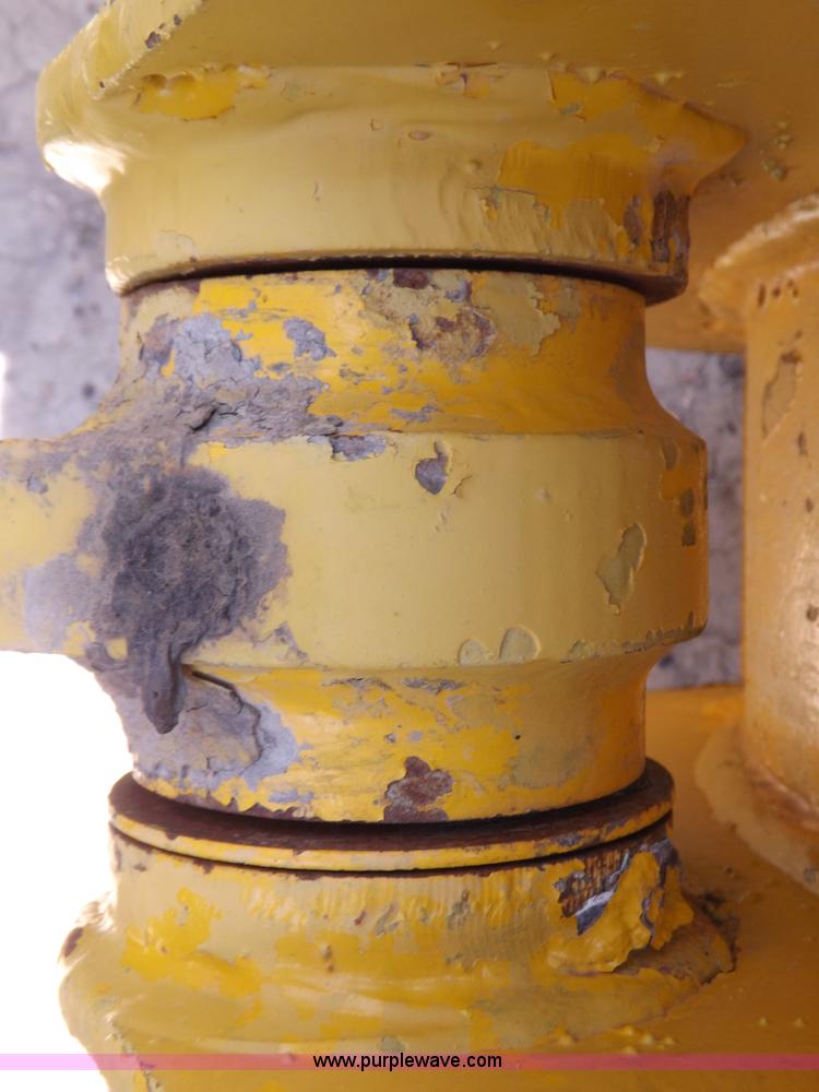 image for item H7172 1978 International 2275 wheel loader