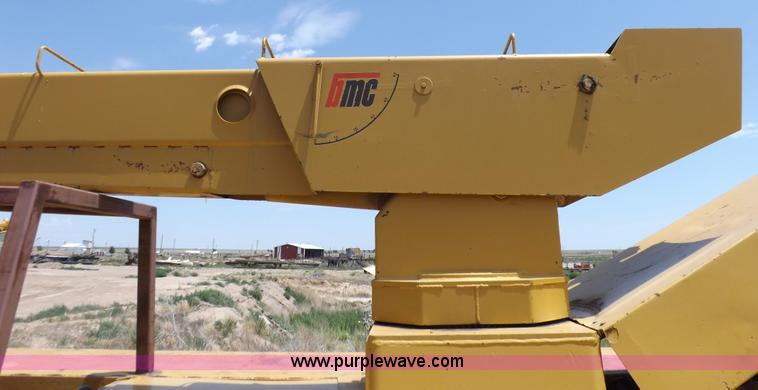 image for item H7174 1975 Broderson RTR701B carry deck crane