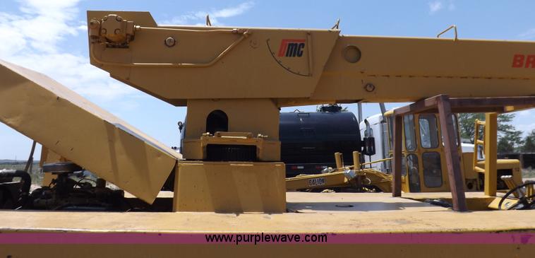 image for item H7174 1975 Broderson RTR701B carry deck crane