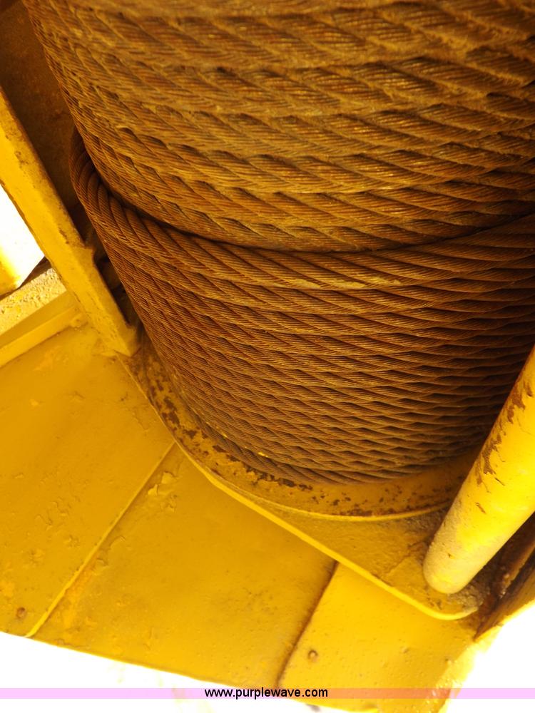 image for item H7174 1975 Broderson RTR701B carry deck crane