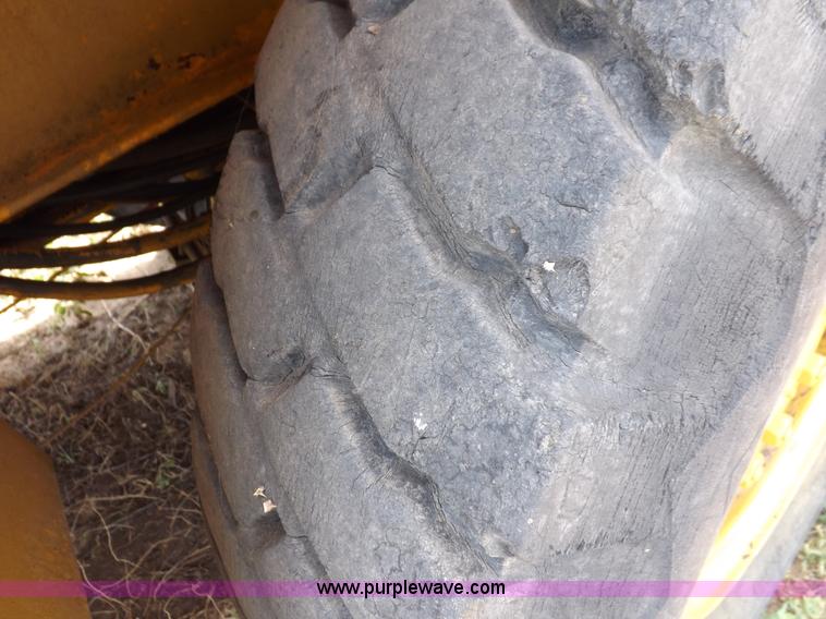 image for item H7174 1975 Broderson RTR701B carry deck crane