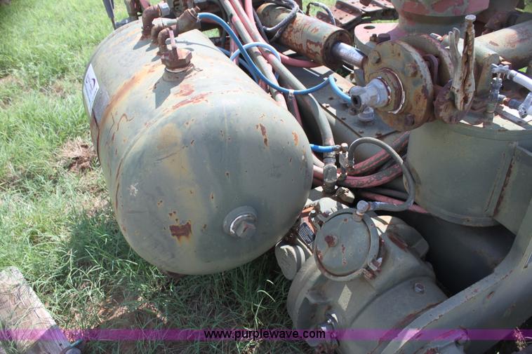 image for item H7384 1979 Worthington track drill