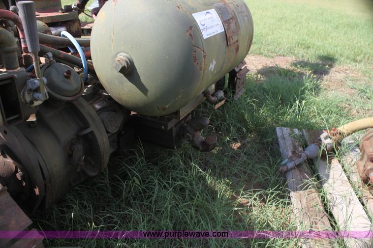 image for item H7384 1979 Worthington track drill