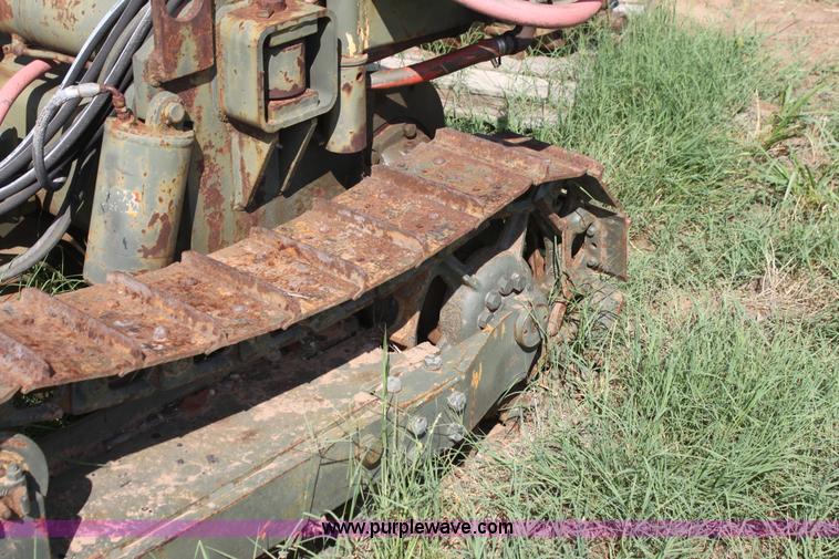 image for item H7384 1979 Worthington track drill