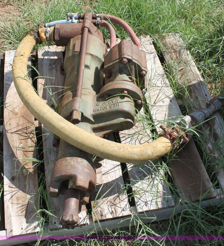 image for item H7384 1979 Worthington track drill