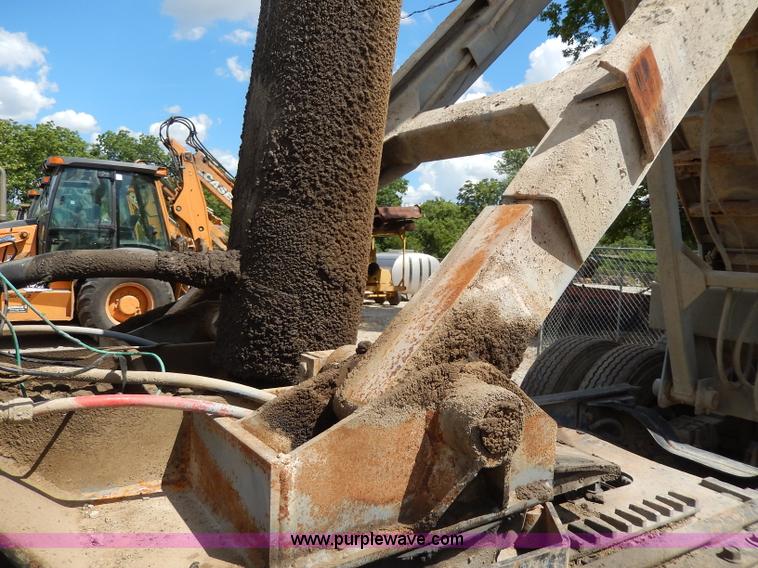 image for item I4383 1992 Hilbilt end dump trailer